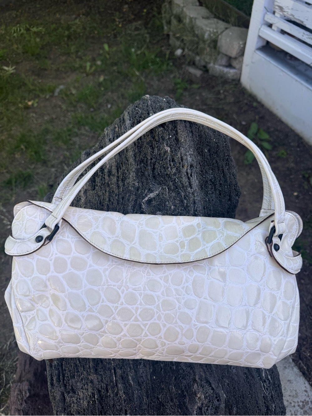 Francesco Biasia off white Croc-Embossed Leather Shoulder Bag